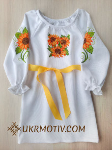 Вишиванка для дівчинки "Сонячна"